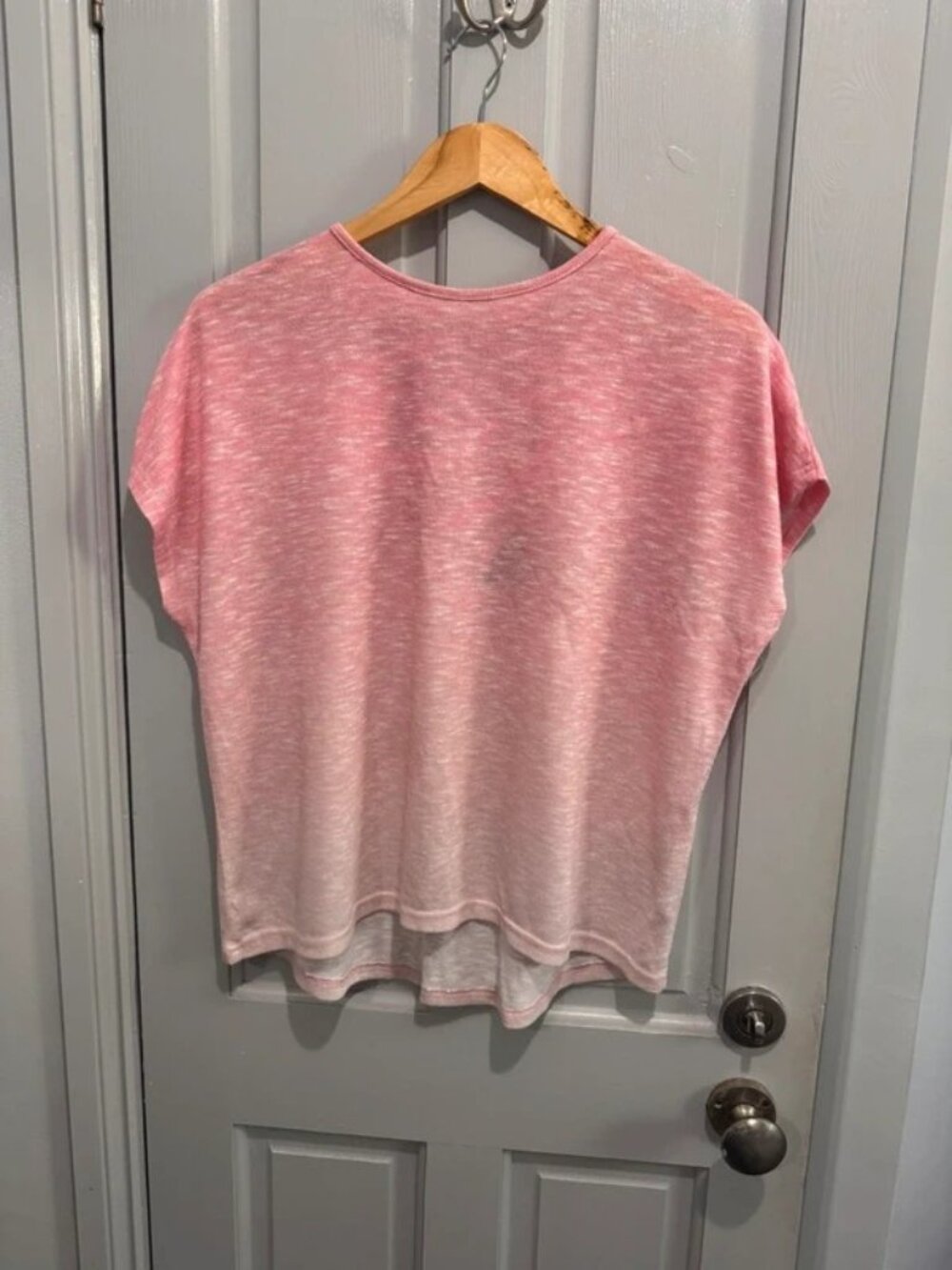 Ladies fine knit top